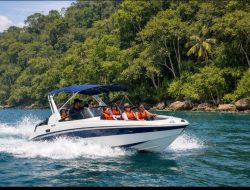 Antara Kepedulian & Panggung opini