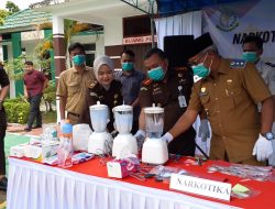 Kejari Kobar Musnahkan Barang Bukti 61 Perkara, Dari Sabu hingga Ratusan Botol Miras